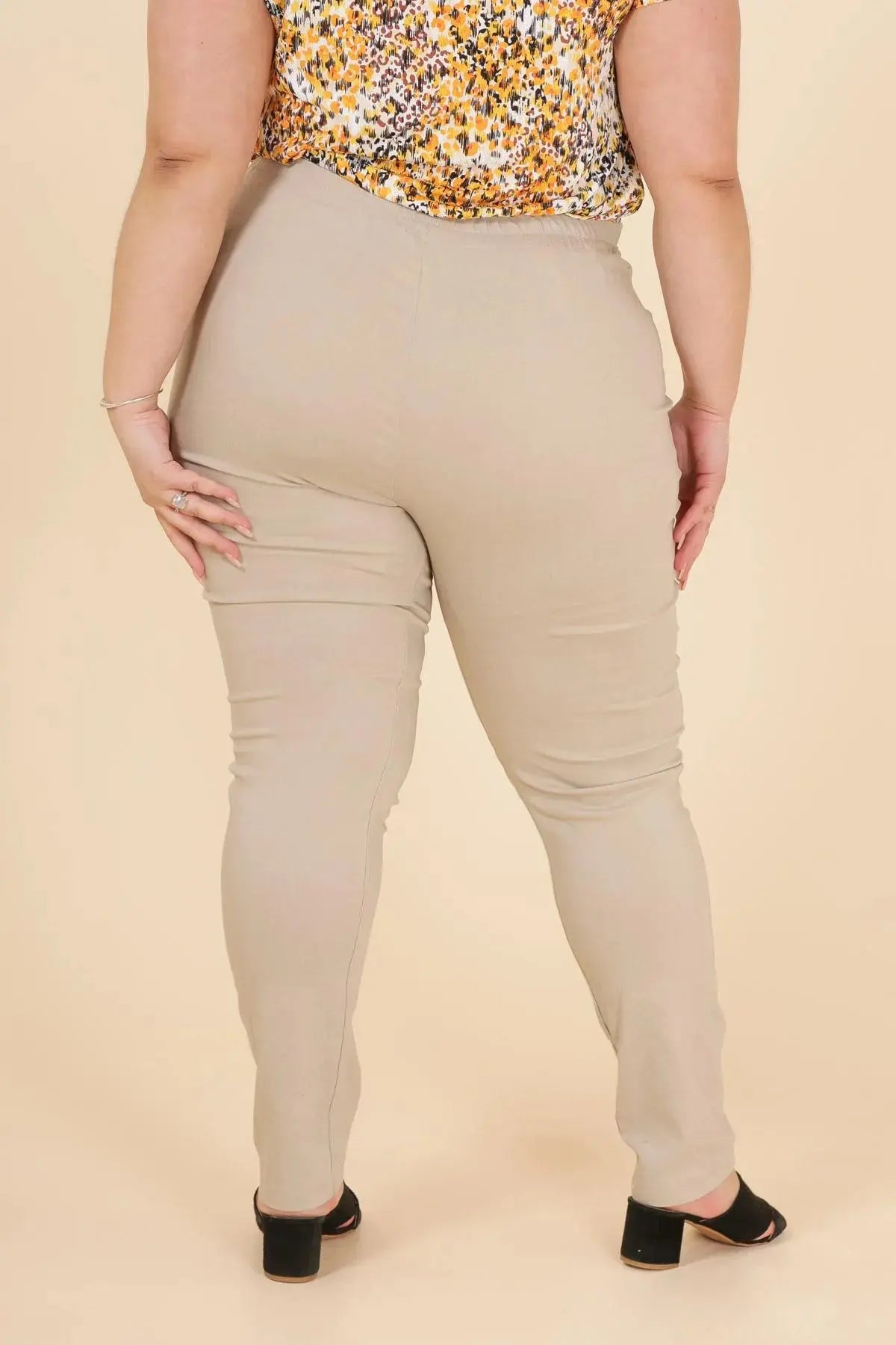 Pantalon Stretch Beige- Taille Haute - YOPHIY CURVES